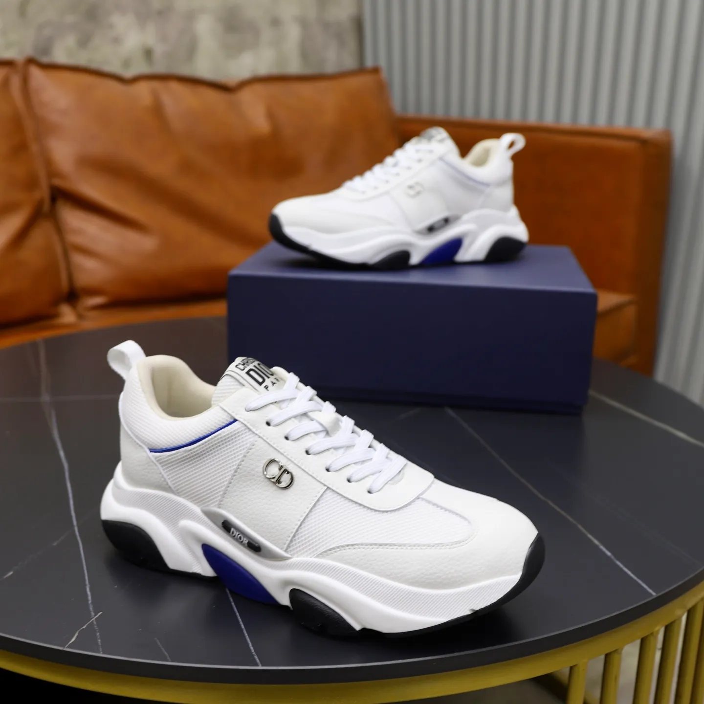 Ex-factory price: 462💰🙅‍♂️🙅‍♂️🙅‍♂️ Brand: Dior DIOR Standard code: 38-44 (45 customized) Grade: Same as the official website Material: Original leather splicing Comfortable and breathable lining Original wear-resistant outsole Style category: Men's fashionable casual shoes Running sneakers Noble luxury brand elements Top luxury Color: actual picture color
